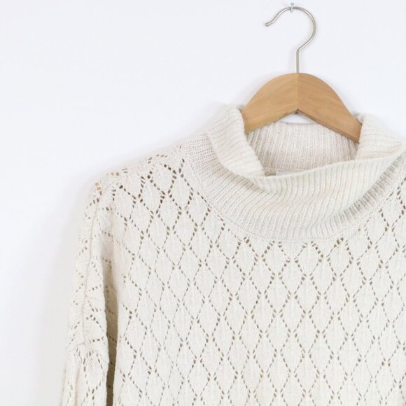 *Wonderly Cream Open Knit Long Sleeve Turtleneck - Picture 3 of 6